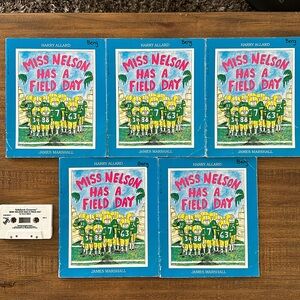 Vintage Miss Nelson has a Field Day book and tape set 5